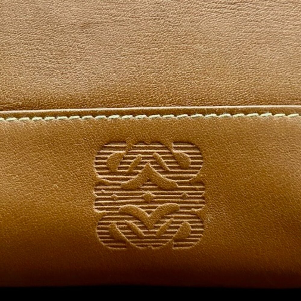Very Rare Vintage Embossed LOEWE Caramel Leather Zippered Pouch Purse EUC